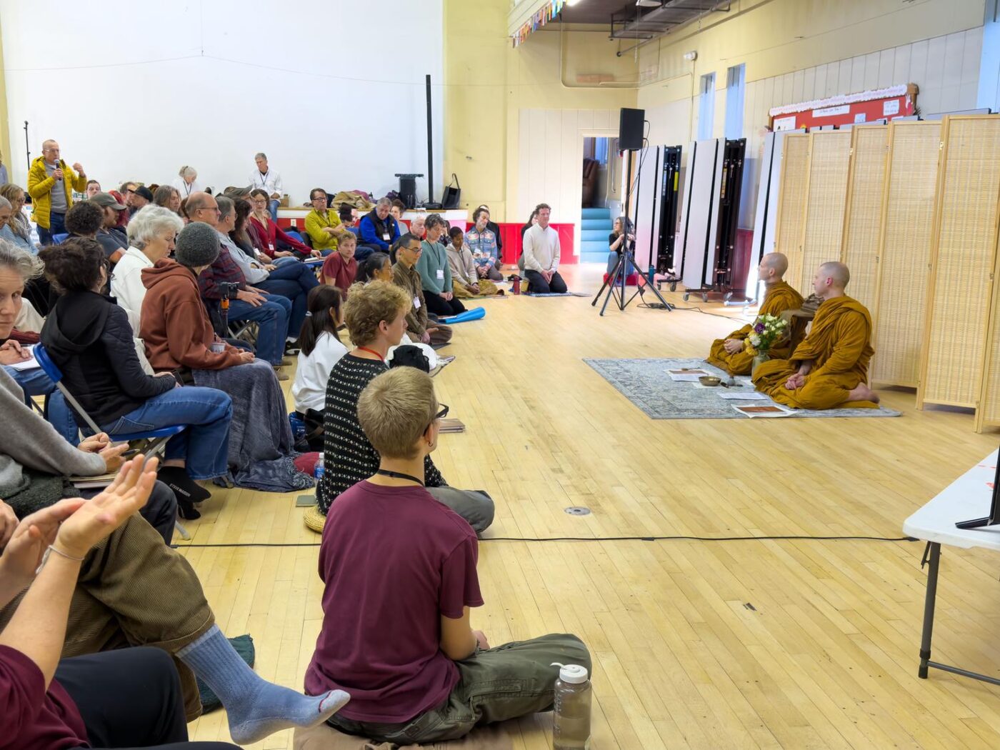 Ajahn Kovilo & Ajahn Nisabho take questions at a Saturday gathering
