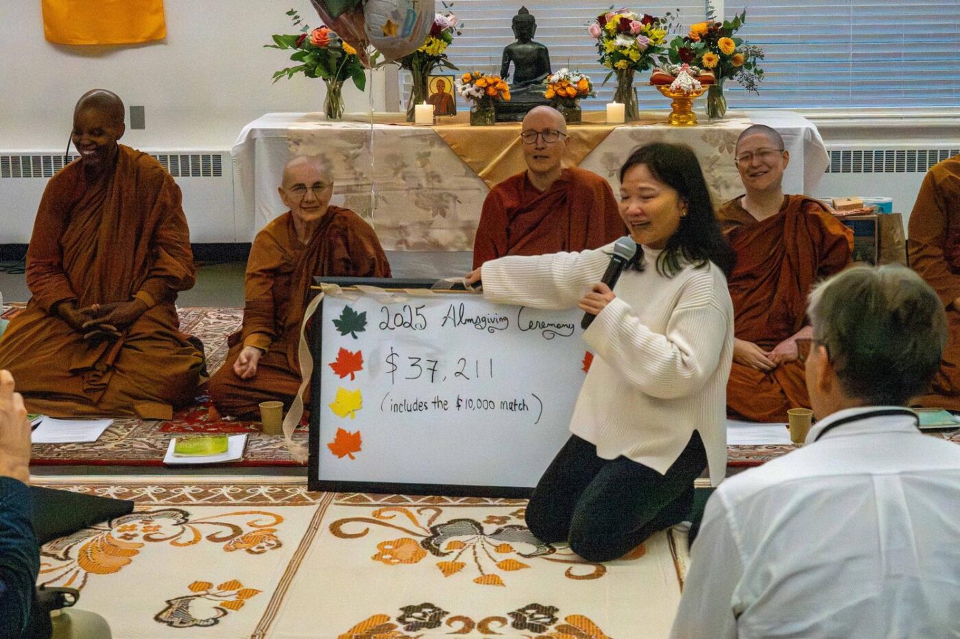 Almsgiving ceremony at Parayana Vihara